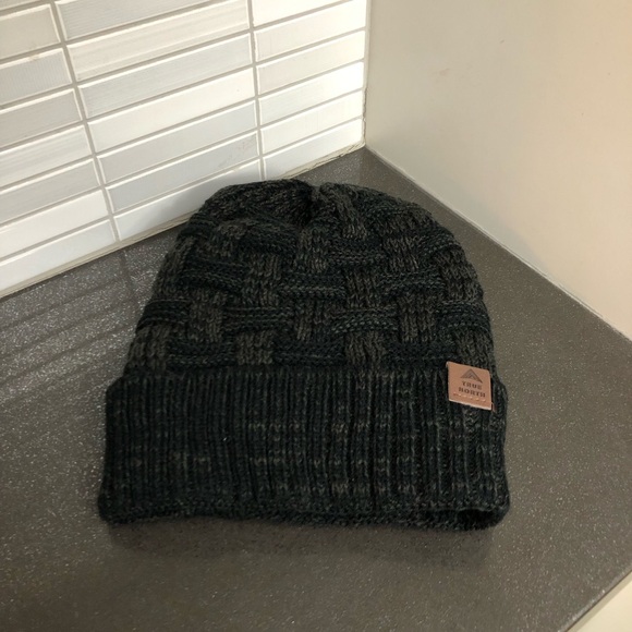 True North kids fuzzy lined knit toque - Picture 2 of 8